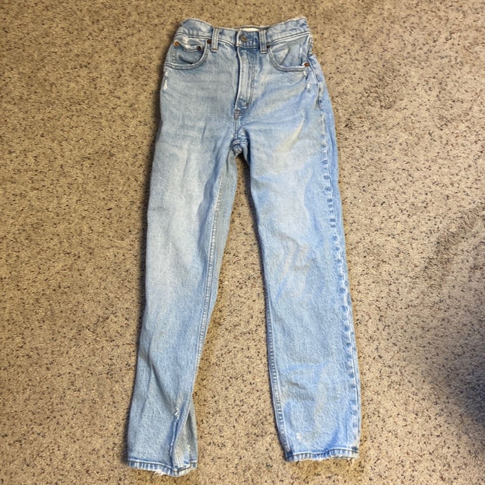 Ultra High Rise 90’s Straight Jean